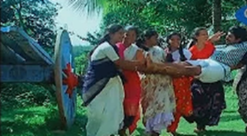 Padithen Oru Paattu Song Lyrics