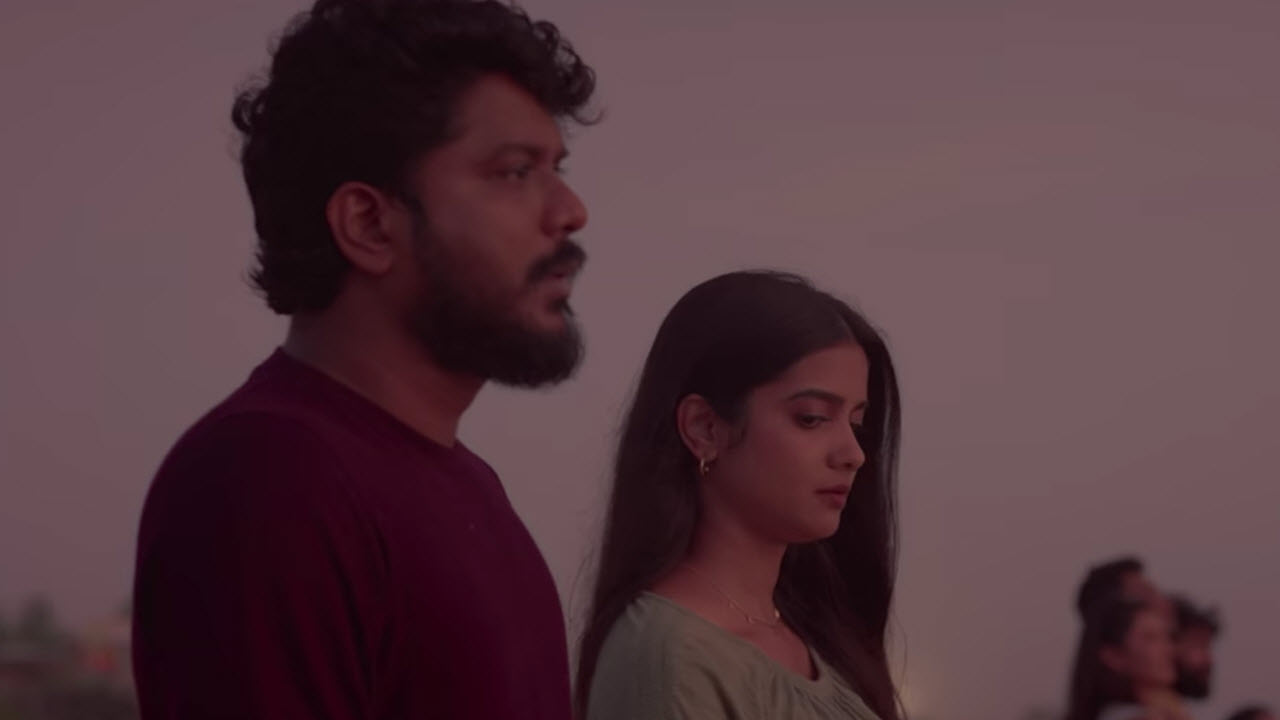 Ezhutha Kadhaiyo Song Lyrics